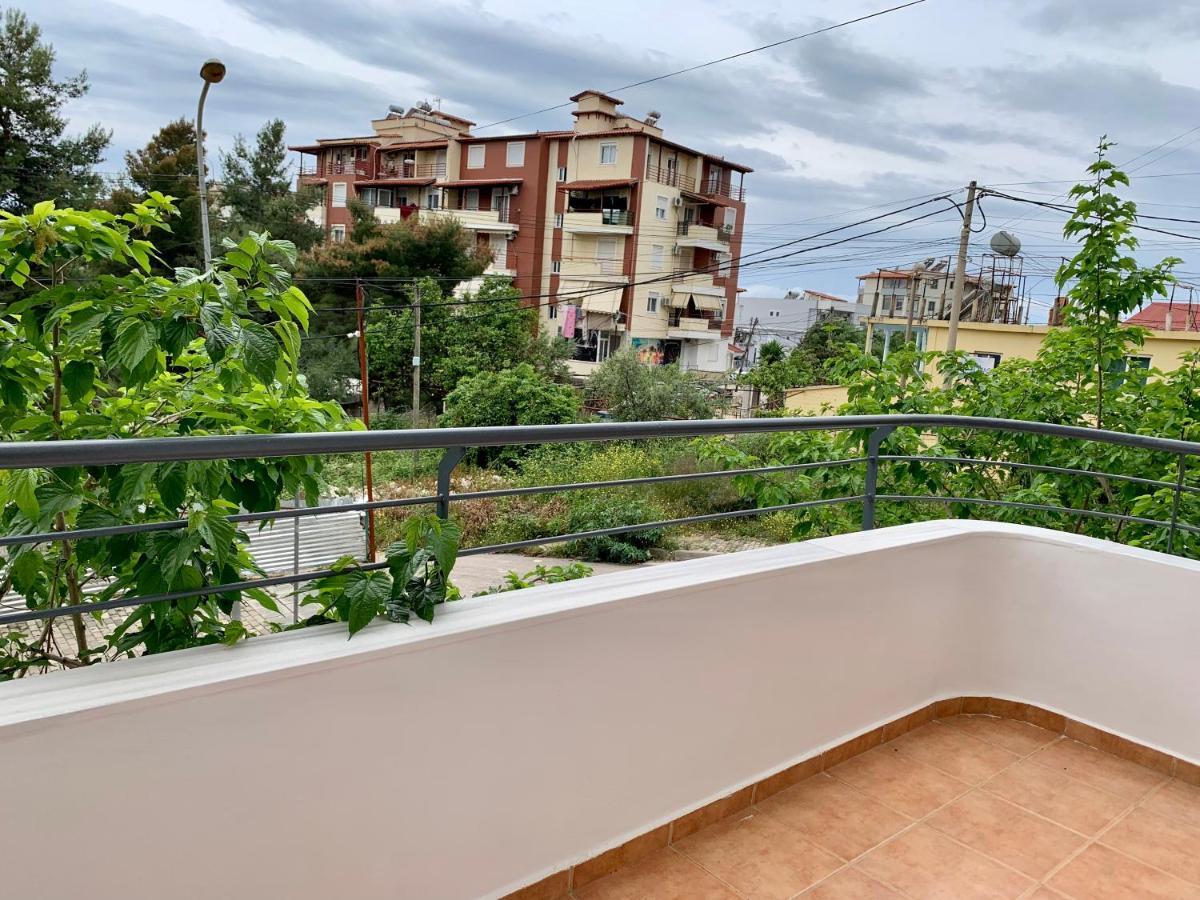 Bardhi Apts Sarande Exterior photo